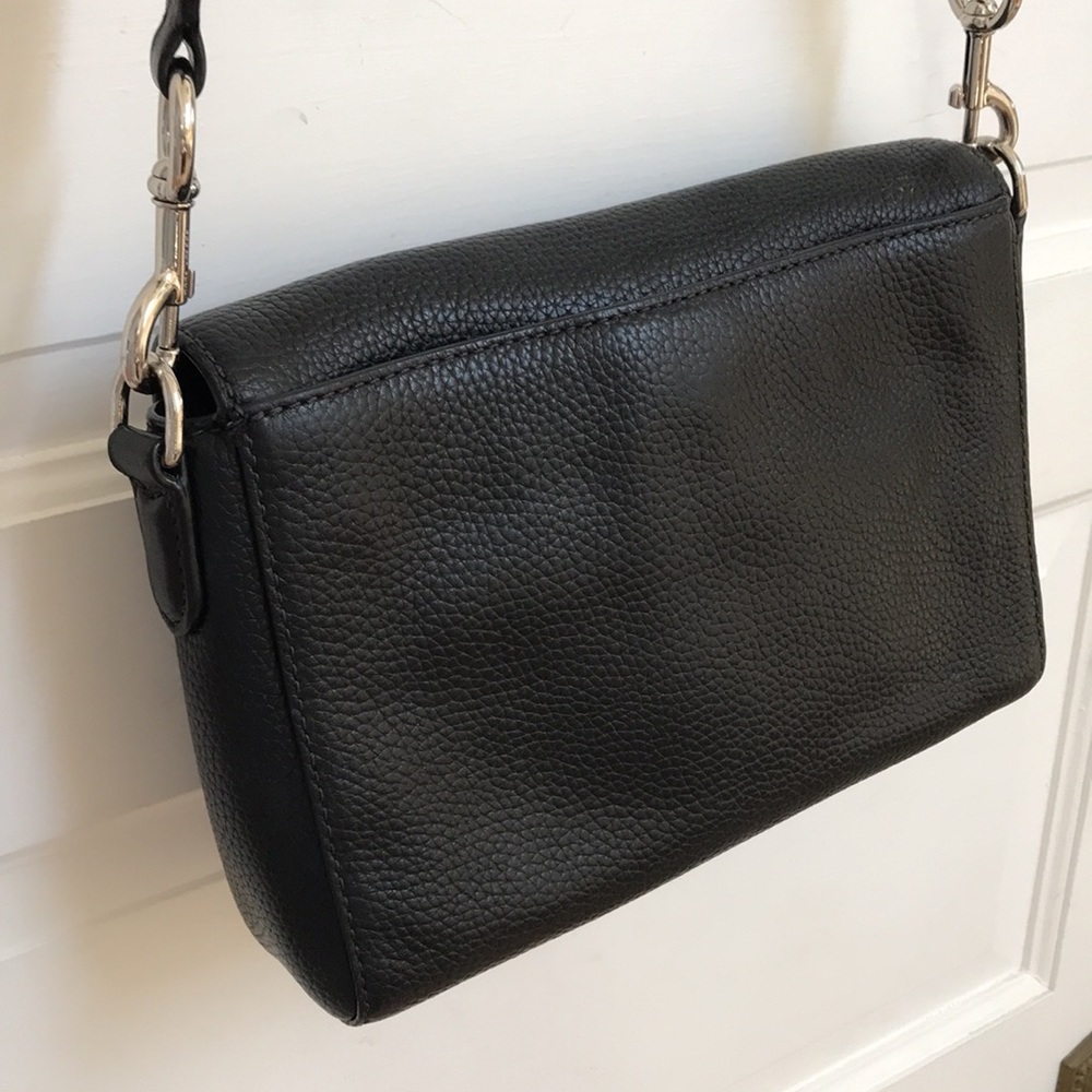 Marc Jacobs crossbody black pebbled leather bag scallop shaped accents Big zippe - Picture 2 of 16